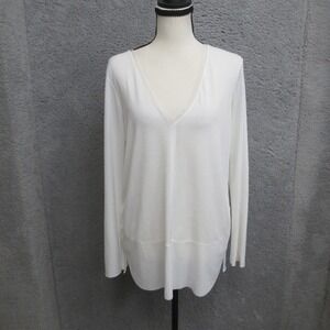 ZARA W&B Fine Knit Sweater Women M White V Neck Side Slit LIghtweight Minimalist